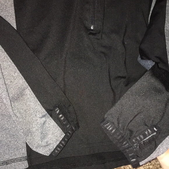 Victoria secret love pink active pullover, size s - Picture 6 of 6